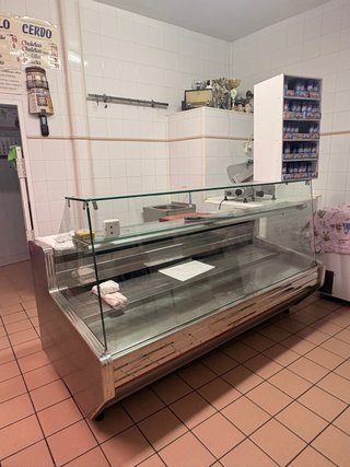 Vitrina expositora carnicería