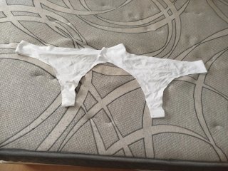 Tangas blancos sin costuras