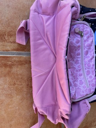 Mochila Enso Negra y Rosa Corazones