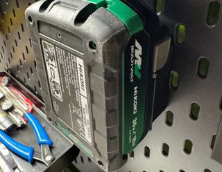 4 Soportes Batería Hikoki 18V