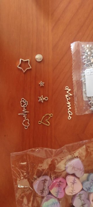 Lote hilos y abalorios para manualidades