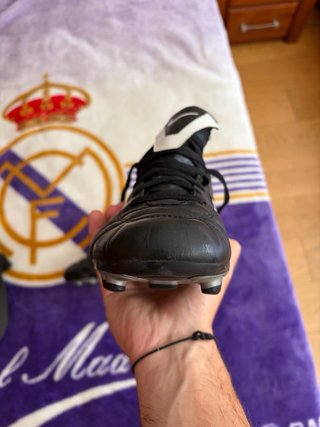 NIKE TIEMPO LEGEND