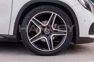 MERCEDES GLA 200d AMG, NACIONAL 71.000KMS
