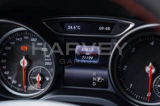 MERCEDES GLA 200d AMG, NACIONAL 71.000KMS