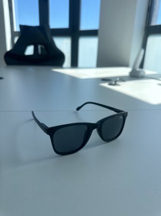 Gafas de sol Lacoste negras