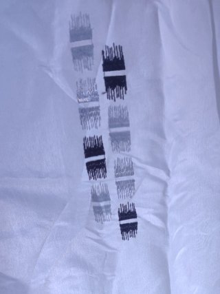 Cortinas blancas con diseño