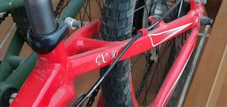 Bicicleta Ferrari CX30 Roja