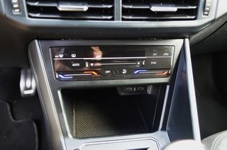 Volkswagen Polo R-Line+Navegacion+Full Led+Camara