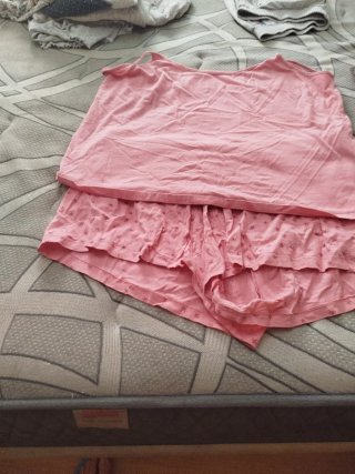 Pijama corto estampado y camiseta tirantes