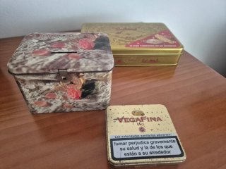 Cajitas metálicas para recuerdos