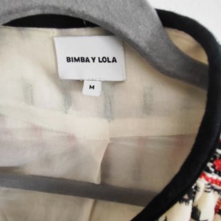 Chaqueta Bimba y Lola acolchada bordada