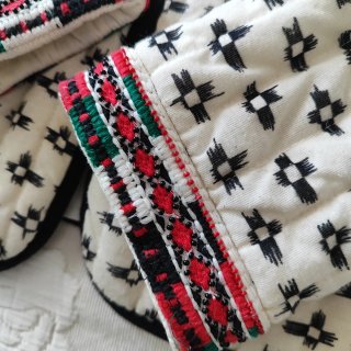 Chaqueta Bimba y Lola acolchada bordada