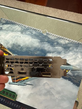 Tarjeta Gráfica Gigabyte GTX 1650 OC 4GB