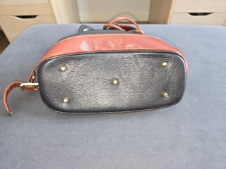 Bolso de piel auténtica negro y marrón