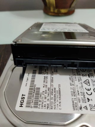 Lote 2 Discos Duros HGST NAS 2TB