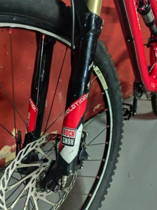 Bicicletta a doppia sospensione Specialized Stumpjumper