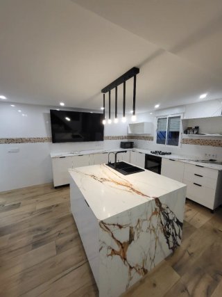 Montajes de cocinas (instalador),