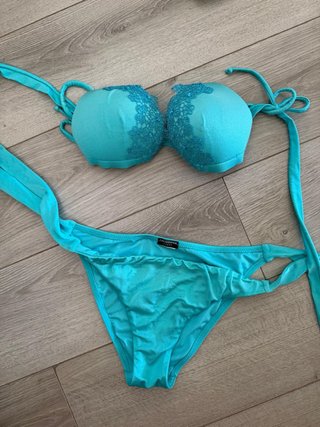 Bikini azul con encaje Talla S