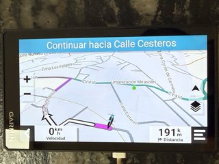 Navegador Moto Garmin Zumo XT2 prácticamente Nuevo