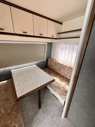 Caravana Hobby Prestige 450