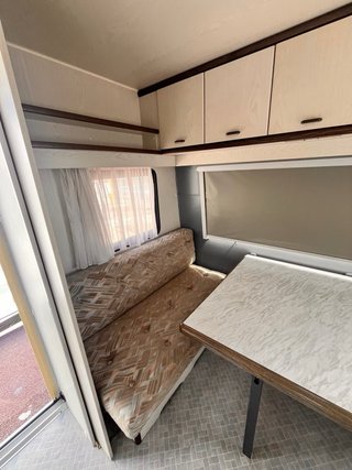Caravana Hobby Prestige 450
