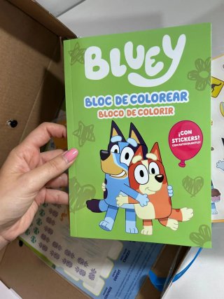 Maletín Bluey Rojo con 4 Ceras