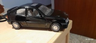 Maqueta Opel Kadett Negra