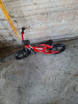 Bicicleta roja