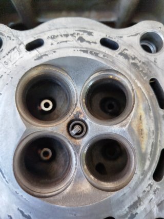 2 Culatas Honda VFR 800FI 2000