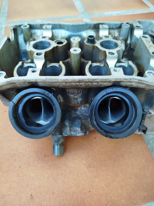 2 Culatas Honda VFR 800FI 2000