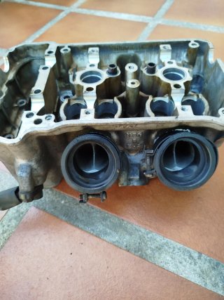 2 Culatas Honda VFR 800FI 2000