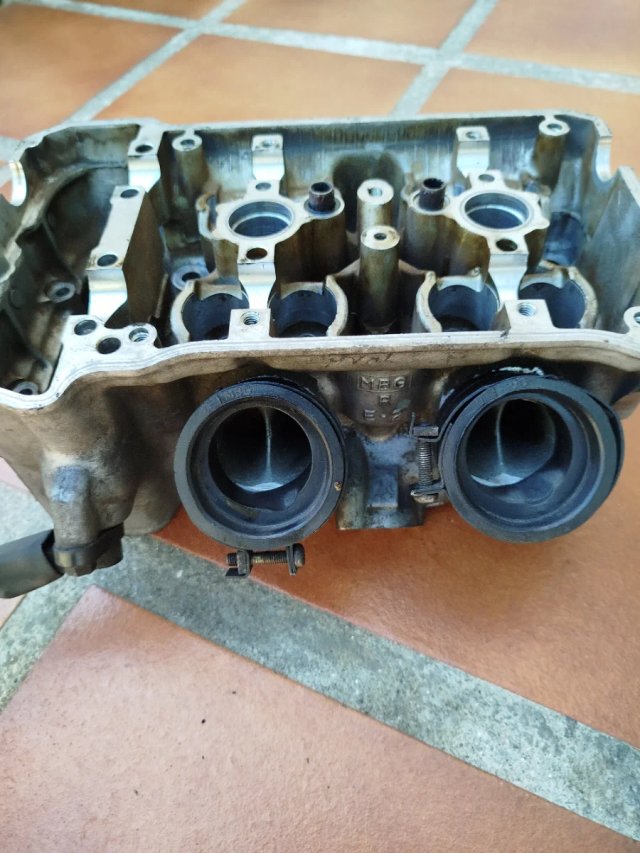 2 Culatas Honda VFR 800FI 2000