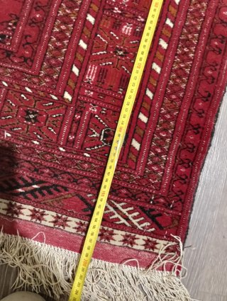 Tappeto di seta e lana annodata a mano