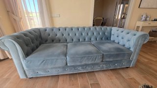 Sofá Chesterfield 3 plazas azul celeste