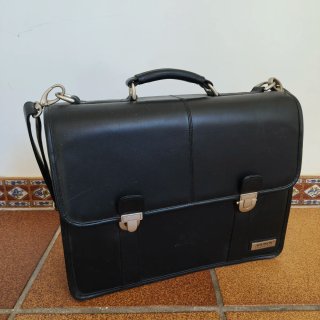 Maletín Addison Negro Piel