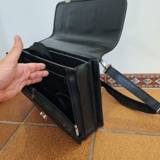 Maletín Addison Negro Piel