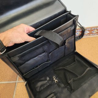 Maletín Addison Negro Piel