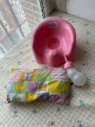 Accesorios Baby Born: Trona y Biberón