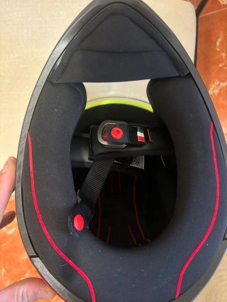 Casco a estrenar AGV K1 S Grazie Vale en talla S.