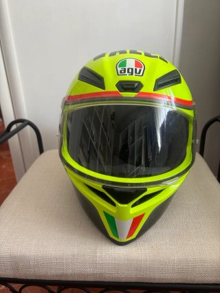 Casco a estrenar AGV K1 S Grazie Vale en talla S.