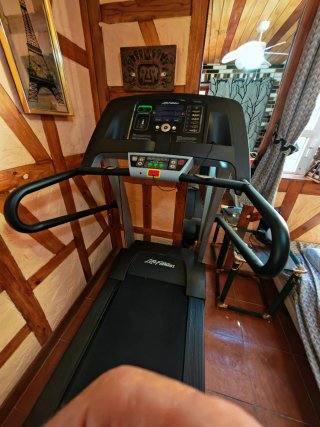 Cinta de correr Life Fitness Profesional