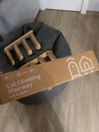 Escaleras gato madera y yute