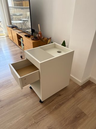 Cajonera Tonstad con ruedas