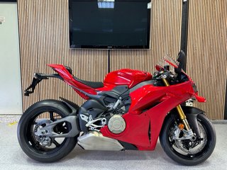Ducati Panigale V4 S Roja