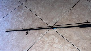 Caña de pesca con carrete