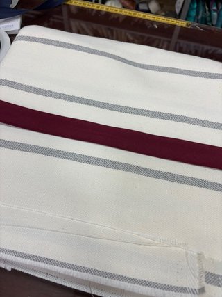 Cabecero tapizado a mano