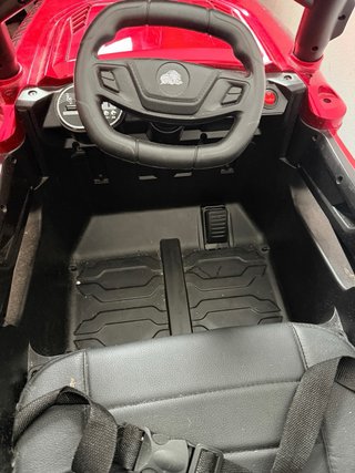 Coche eléctrico infantil Jeep Rojo