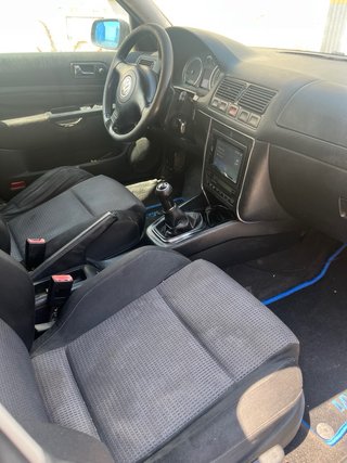 Volkswagen Golf 2003