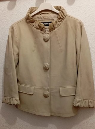 Chaqueta cuero IVONNE beige mangas 3/4