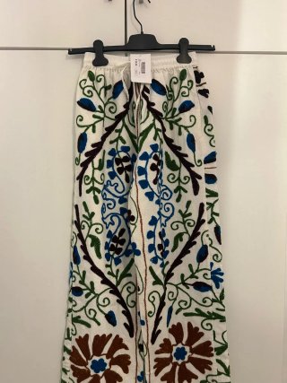 Pantalón bordado Suzani azul talla única